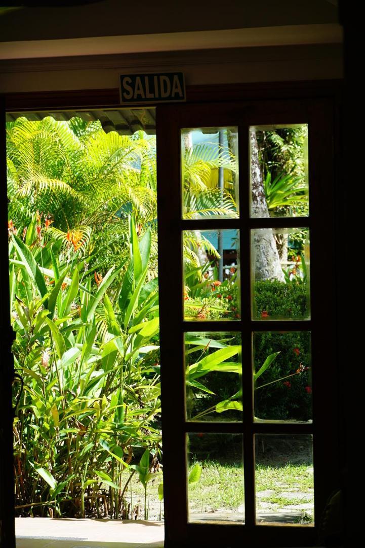Hotel Tierra Verde Bed And Breakfast Bocas del Toro Extérieur photo