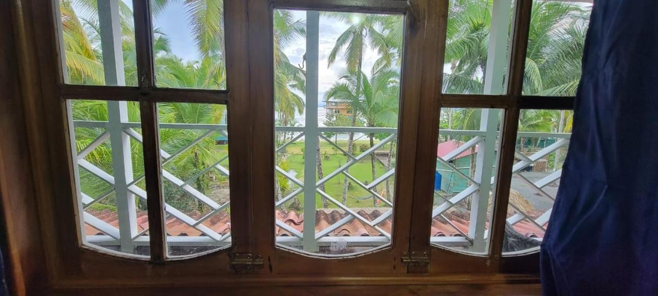 Hotel Tierra Verde Bed And Breakfast Bocas del Toro Extérieur photo