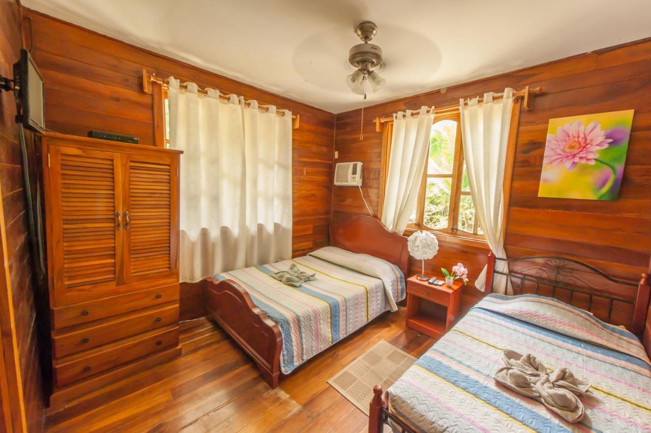 Hotel Tierra Verde Bed And Breakfast Bocas del Toro Extérieur photo